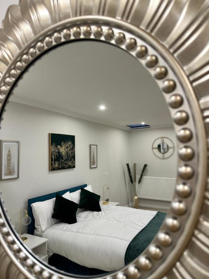 Luxury Studio Apartment Harrow on the Hill Exterior foto